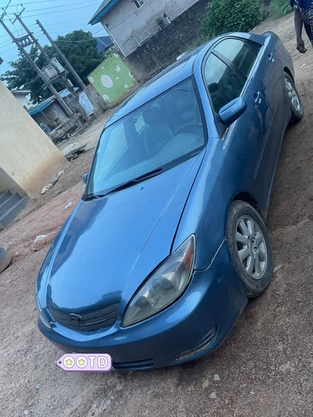 A picture of Toyota camry 2004