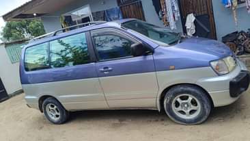 A picture of Toyota Noah Sr 40 on sale