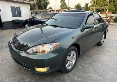 A picture of Toyota Camry 2006 First body nothing to fix 4 plug