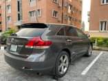 A picture of This is toks standard venza 2012 model pure first body