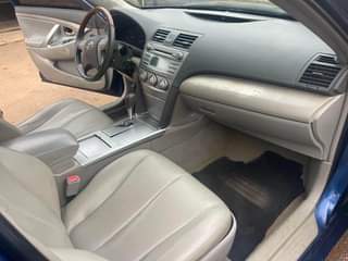 A picture of 2011 TOYOTA CAMRY LE