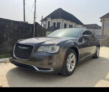A picture of 2016 Chrysler 300
