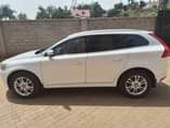 A picture of Volvo XC60 UBH 2014 model personal car on quick sale