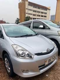 A picture of TOYOTA WISH On sale 25 millions Slightly Negotiable Call Wats