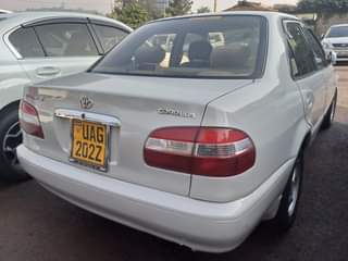 A picture of TOYOTA COROLA