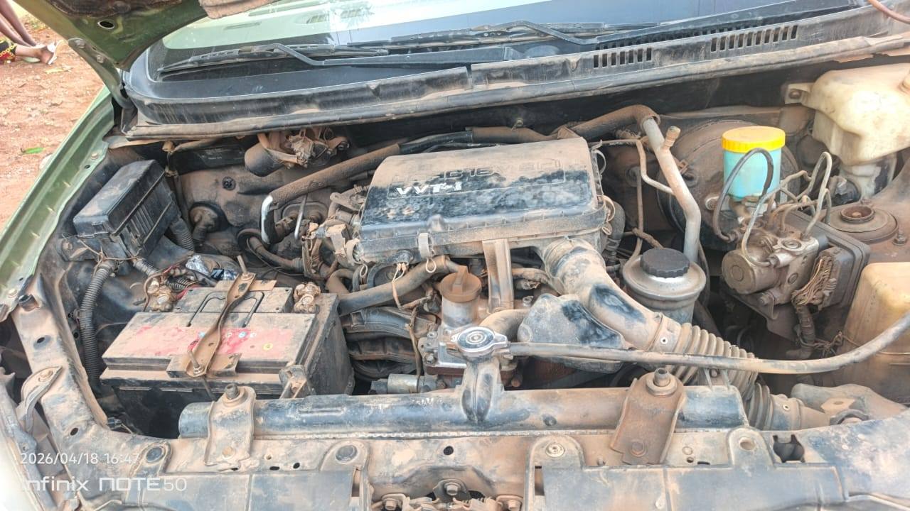 A picture of Urgent cash needed for this awoof Toyota Avanza engine Ac