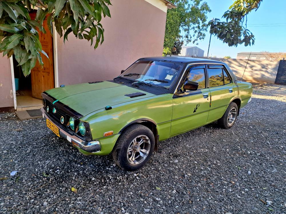 toyota corona