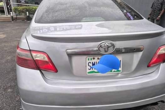 A picture of 09 super Clean Toyota Camry Sport. Absolutely buy and drive.