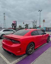 A picture of Henry Cars Foreign used 2019 Dodge Charger SRT Hellcat Widebody