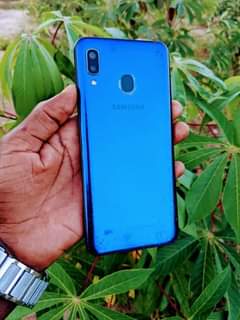 A picture of Samsung Galaxy A20