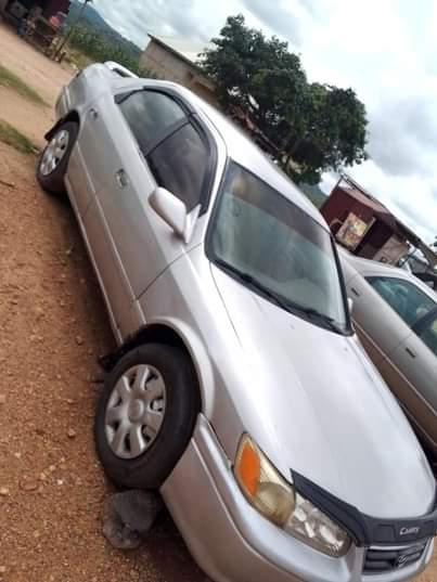 A picture of Toyota Camry aka big light