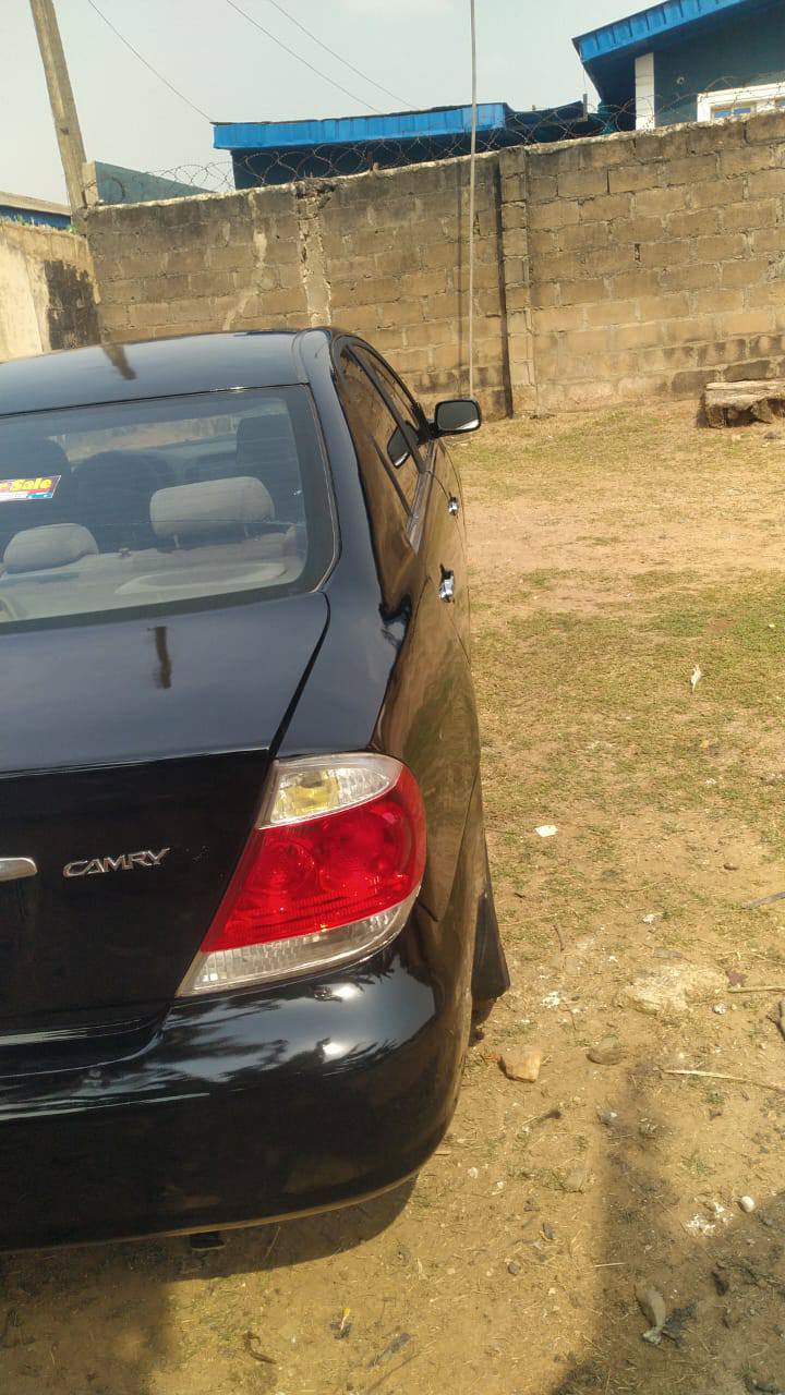 A picture of Toyota camry 2006