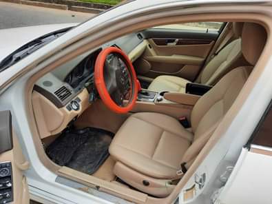 A picture of 2008 C300 Mercedes Benz available for sale Engine top notch