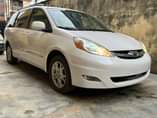 A picture of 2007 SIENNA XLE TOKS ACCIDENT FREE FULL OPTION GOING FOR