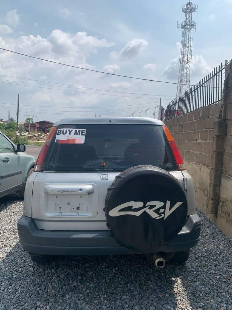 A picture of Honda CR V