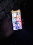 A picture of IPhone x 64gb