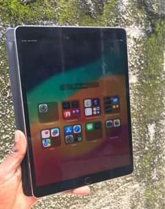 A picture of iPad Pro 10.5 inches 