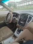 A picture of Toyota Highlander 05 3roll