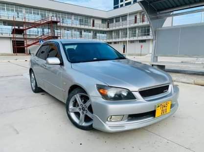 used toyota altezza