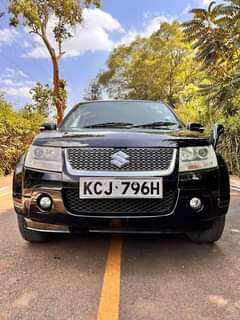 suzuki escudo