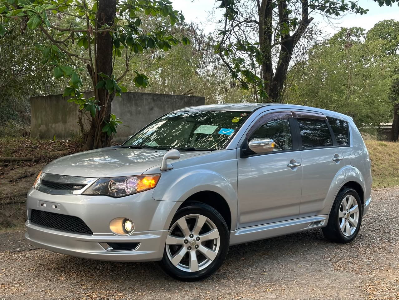 A picture of Outlander roadest