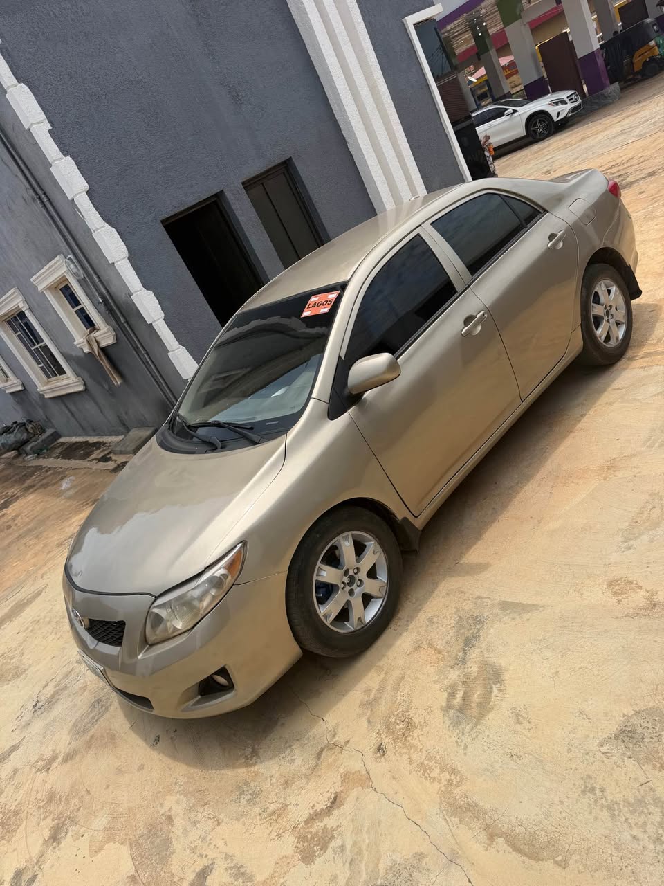 A picture of Toyota Corolla 2010 first owner first registration am the owner