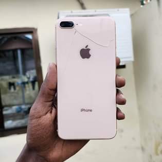 A picture of iPhone 8 Plus 64GB Battery 90 Fingerprint ipo Bei 270