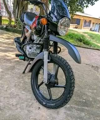 A picture of BOXER 125 TZS 850 000 NIPIGIE 0759705547