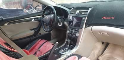A picture of Acura TL