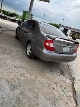 A picture of Clean 2004 Toyota Camry sport edition buy and traveling clean