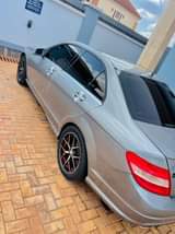 A picture of SUPER CLEAN DIRECT BELGIUM 2010 MODEL MERCEDES BENZ C300 4MATIC