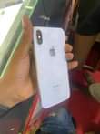 A picture of iPhone X 256Gb at 850k