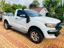 A picture of FORD RANGE 2015