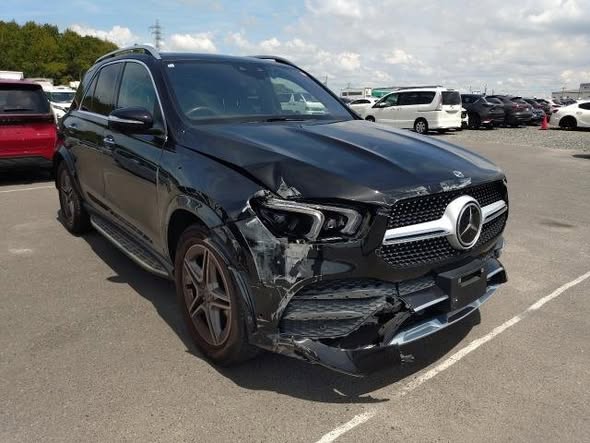 A picture of DAMAGED 2022 MERCEDES BENZ GLE SUV READY TO BE IMPORTED