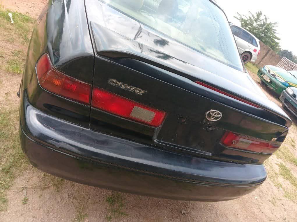 A picture of 2002 Toyota pensel toyota pensel