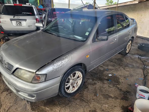 nissan p11 primera