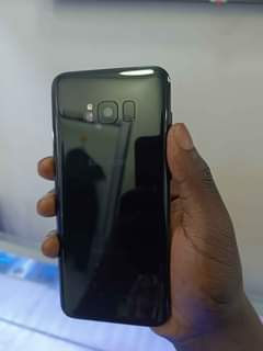 A picture of Samsung galaxy s8 plus