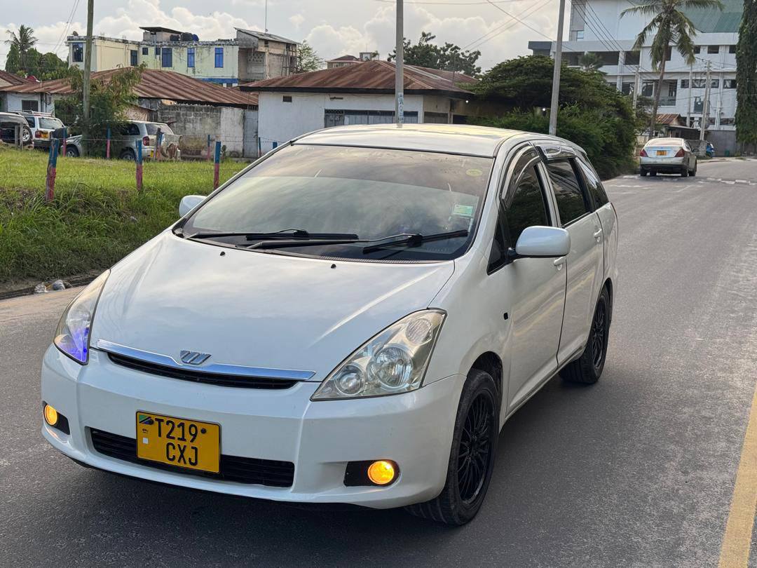 A picture of TOYOTA WISHI BEI 6.8ML 0765 043 906