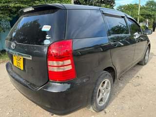 A picture of Toyota wish