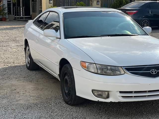 A picture of Toyota solara