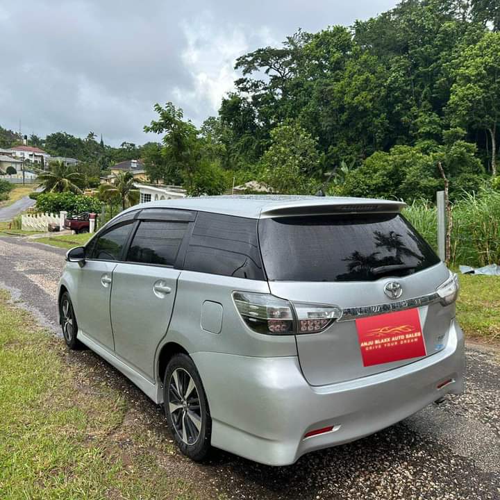 used toyota wish