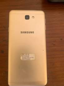 A picture of Samsung J7 prime Uk version