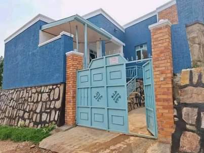 self compound houses
