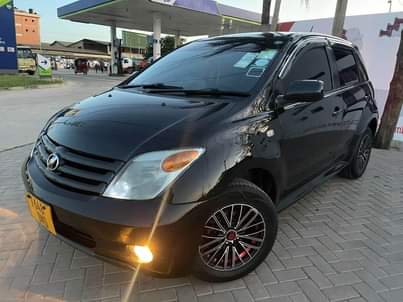 A picture of Toyota Ist