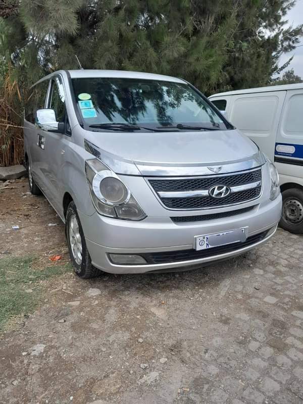 hyundai starex