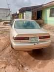 A picture of Toyota Camry tiny light 4 plug Engine Gear Ac needs