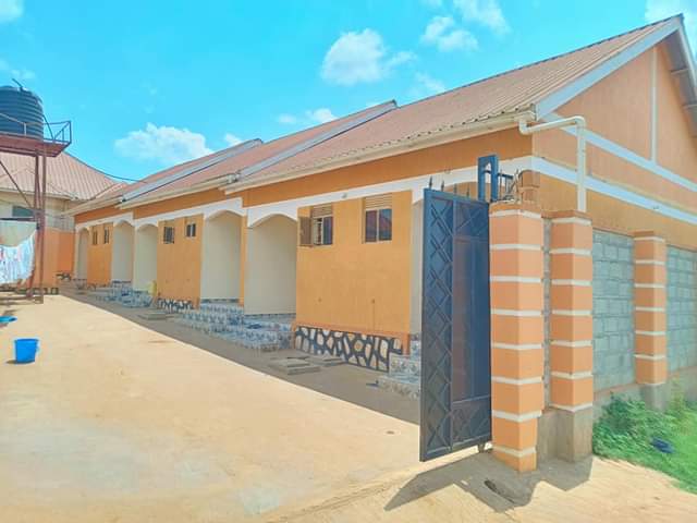 A picture of Hot deal 6rental units of double room self contained for