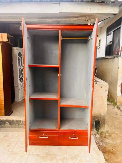 A picture of Kabati la nguo