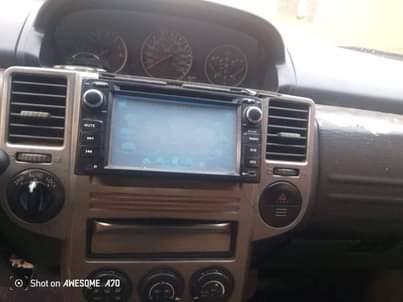 A picture of 2005 NISSAN XTRAIL