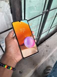 A picture of SAMSUNG A32